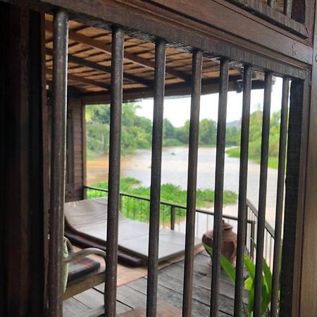 Rustic​ Charm​ Suphan​ Ban Tha Pong 外观 照片