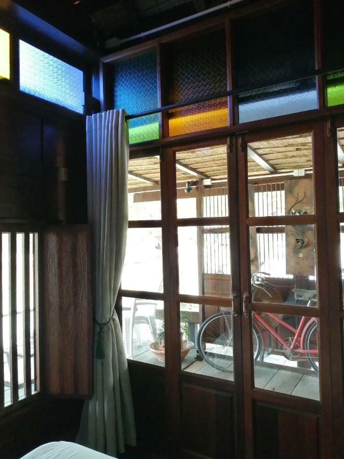 Rustic​ Charm​ Suphan​ Ban Tha Pong 外观 照片