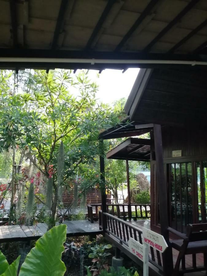 Rustic​ Charm​ Suphan​ Ban Tha Pong 外观 照片